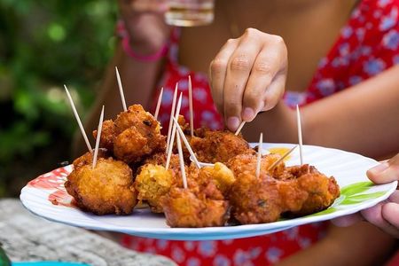 Around Town/Bahamian Cooking Experience