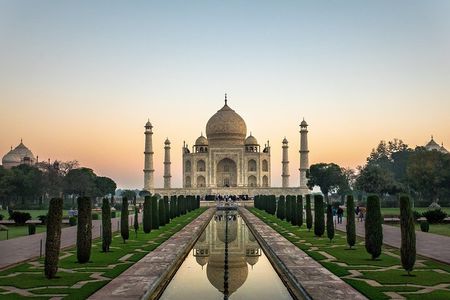 Private Tajmahal Sunrise Day Tour From Delhi