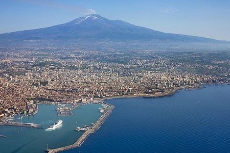 One Day Tour in Catania and Trekking on Etna