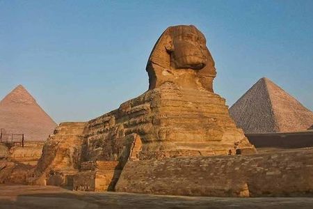 4-Hour Private Guided Trip to Giza Pyramids and Sphinx from Cairo