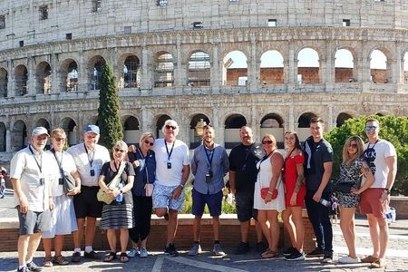 Small Group Colosseum, Roman Forum and Palatine Hill Guided Tour