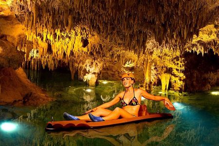 Amazing tour to 3 eco-parks with extreme and incredible adventures.