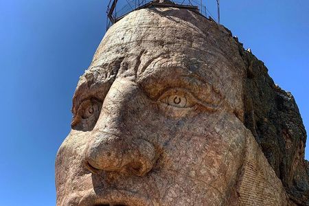 Private Mt Rushmore, Crazy Horse, Custer State Park Monument Tour