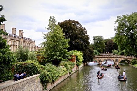 Shared Punt Tour - Cambridge