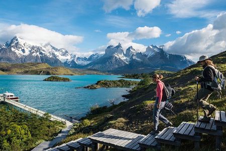 4-Day Chilean Patagonia Experience with Hotel, Tours & Meals