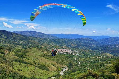 Guatape & Paragliding & Rock Private Tour From Medellin