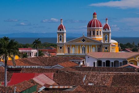 Historical Private Walking Tour of Granada