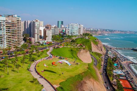 Miraflores, Barranco & San Isidro - Districts Tour (Small Group)