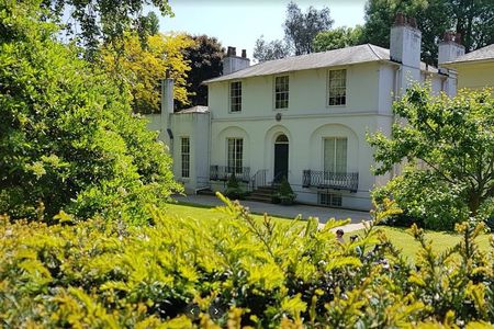 Hampstead Village (London) Walking Tour