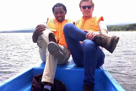 Hell's Gate and Lake Naivasha Boat Ride Guided Tour from Nairobi