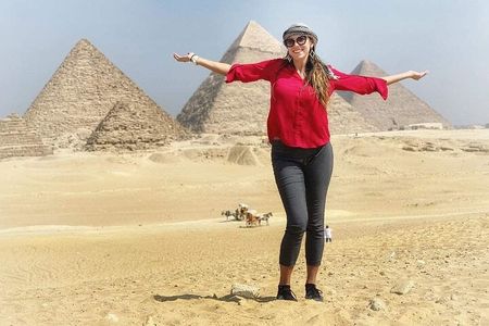 Cairo Combo Tour to Giza Pyramids, Sphinx, Egyptian Museum & Coptic Cairo+ Lunch