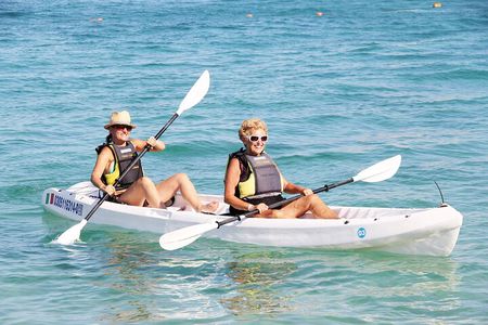 Guided Kayak Tour To The Arch