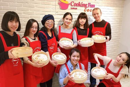 Xiao Long Bao, Chicken vermicelli with mushroom and sesame oil, Tofu strips salad, Bubble milk tea. Taiwan Traditional Delicacies Experience-A (Taipei Cooking Class)