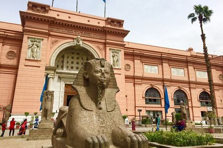 Full-Day Tour of Egyptian Museum, Giza Pyramids and Cairo Citadel