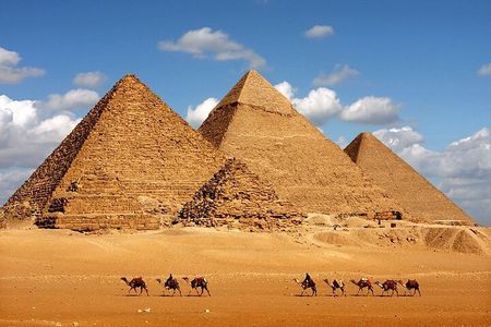 Giza Pyramids, Sphinx, Saqqara and Memphis Private Day Tour