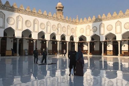 Sightseeing Private Full-Day Tour Visiting Coptic and Islamic Cairo with Lunch 
