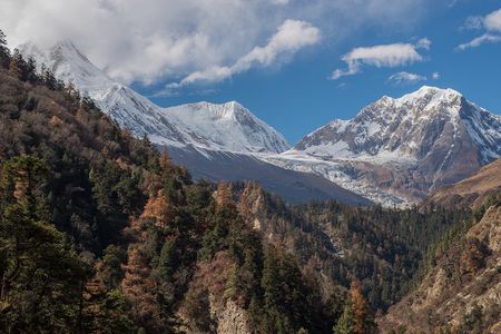 Manaslu Circuit Trek - 14 Days