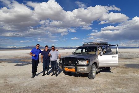 4 Days Uyuni Salt Flats with English Guide by Bus from La Paz