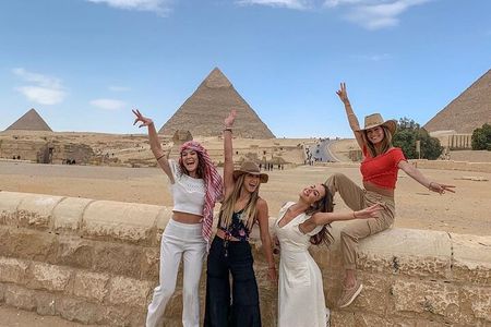 Cairo Half-Day Tour To Giza Pyramids, Sphinx with Camel Ride and Lunch Included