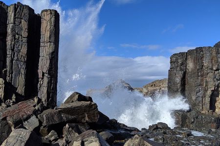 Erupting Blowholes and Ancient Rainforests SOUTH COAST OF SYDNEY PRIVATE TOUR
