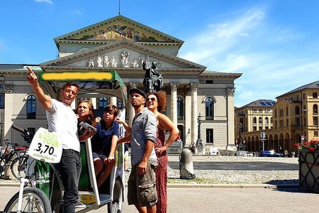 Private Munich Rickshaw City Tour and English Garden