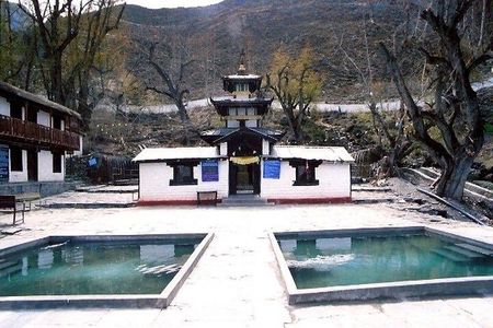 Kathmandu to Muktinath: Pashupatinath & Muktinath Tour 