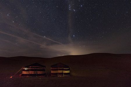 Bediyah: Under the Arabian starry sky - looking at the stars
