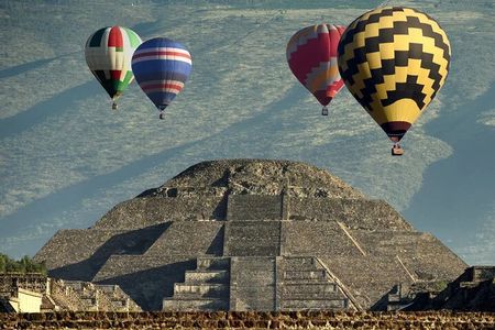 Hot Air Balloon Ride and Teotihuacan Pyramids Excursion