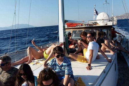 Shared Day Cruise to Little Venice & Agios Stefanos