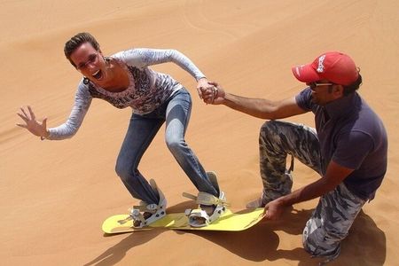 Abu Dhabi Desert Safari Dune Bashing,Came,Belly Dance & BBQ
