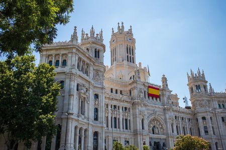 Private tour of the best of Madrid - Sightseeing, Food & Culture with a local