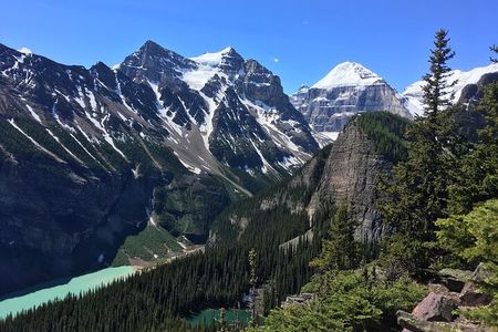 Day Hike in Lake Louise