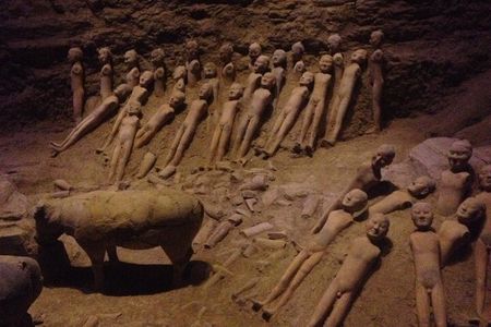Hanyangling Museum, Terra Cotta Army Museum and Song of Everlasting Sorrow Tour
