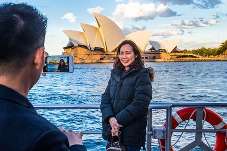 Sydney Half-Day Private Tour: Harbour Icons & Bondi