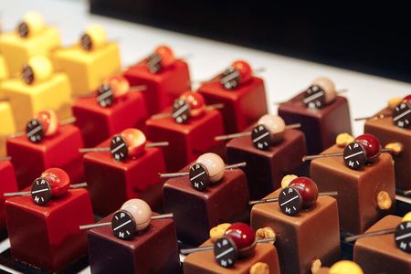 Brussels Chocolate Walking Tour and Workshop