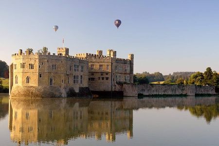 Leeds Castle, Canterbury Cathedral and Cliffs of Dover Day Trip