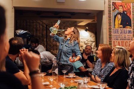 Tapas and Wine Walking Tour with Optional Flamenco Experience