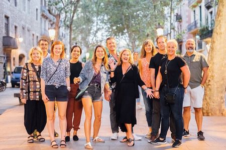 Food, Wine & History Tour with la Boqueria Market in Barcelona 