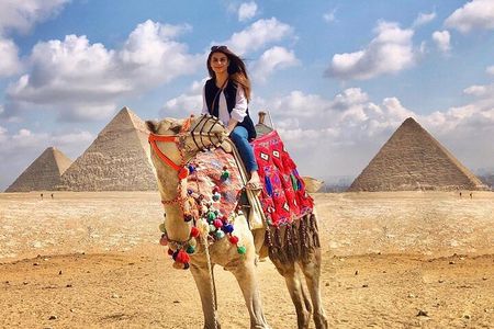 Optional Giza pyramids,Sphinx Sakkara,Dahshuh,Memphis,Camel