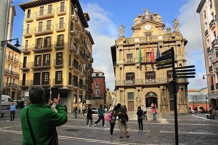  Pamplona City Tour from San Sebastian