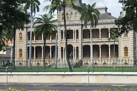 Private Pearl Harbor and Honolulu City Tour