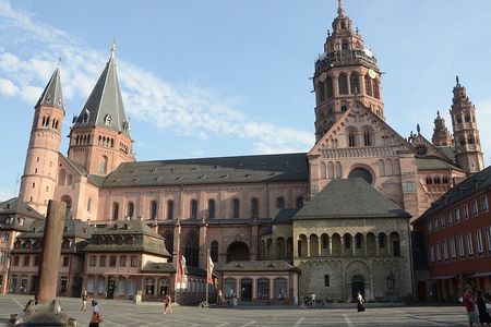 1,5 Hour Private Guided Walking Tour: Cathedral and Old Mainz