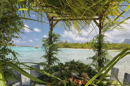 Private Bora Bora Lagoon & Water Lunch Experience