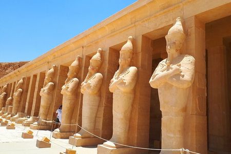 2 Day Tour to Egypt's Famous Royal Tombs and Temples