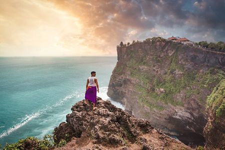 Private Bali Car Charter with Driver up to 6 People 