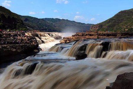 Yellow River private Day Tour to Hukou Waterfall