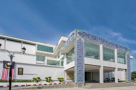 Islamic Arts Museum Admission with Kuala Lumpur Famous Landmarks