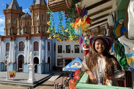 Private Tour of El peñol and Guatapé from Medellin