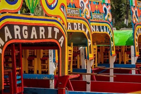 Coyoacan & Xochimilco Tour with Trajinera Ride from Mexico City