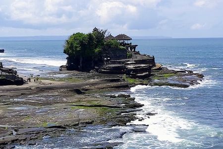 Tanah Lot Temple Tour And Jimbaran beach Sunset Seafood Dinner
